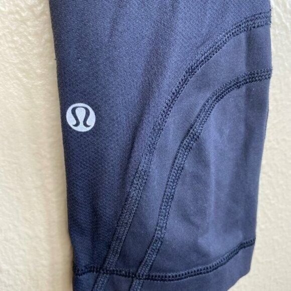 Lululemon Inspire Black Tight II Mesh Pigment Wave Waist 4 Cropped Leggings - Picture 8 of 9